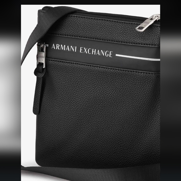 NWT Logo Messanger Bag. Rare Armany Change shoulder bag Unisex - Picture 10 of 16